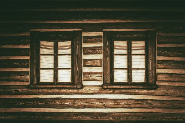 Twee vintage windows — Stockfoto