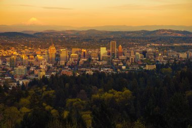 Portland Oregon Sunset Vista