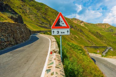 İtalyanca Stelvio Pass Road