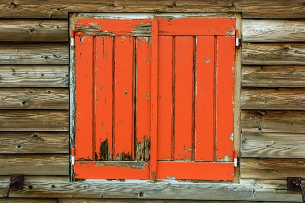 Vieille fenêtre en bois — Photo