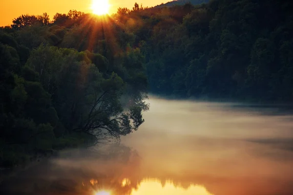 Puesta del sol del río escénico —  Fotos de Stock