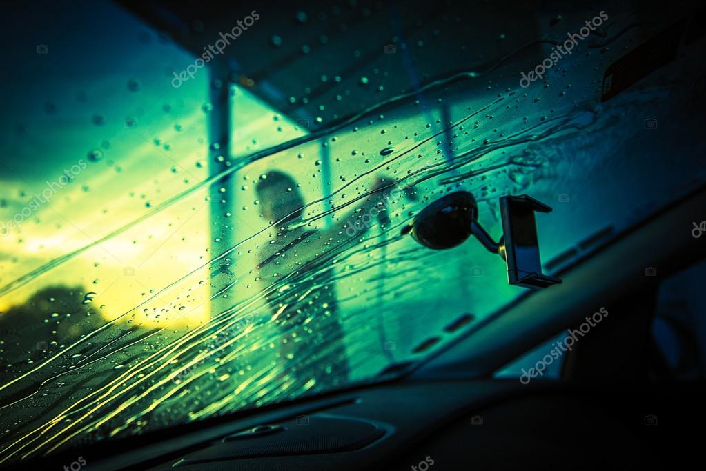 Car Windshield Cleaning Stock Photo by 80433508