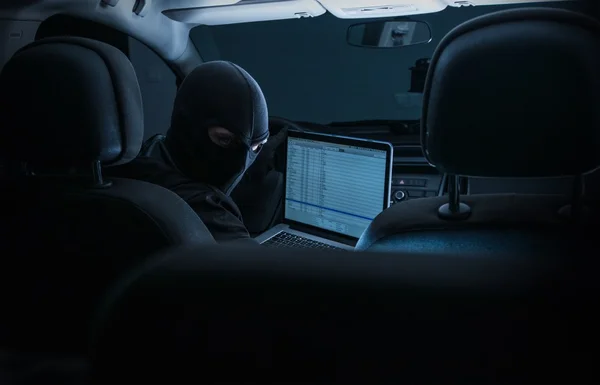 Hacken innerlijke auto systemen — Stockfoto