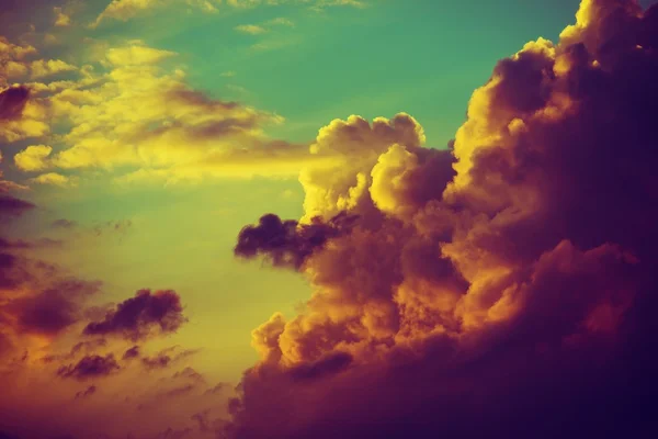 Landschaftliche Wolkenlandschaft Hintergrund — Stockfoto