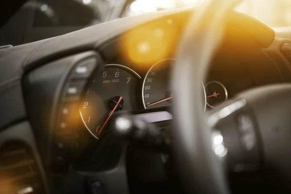 Tablero de instrumentos de coche moderno — Foto de Stock