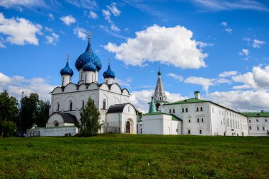 Yaz aylarında Suzdal Kremlin