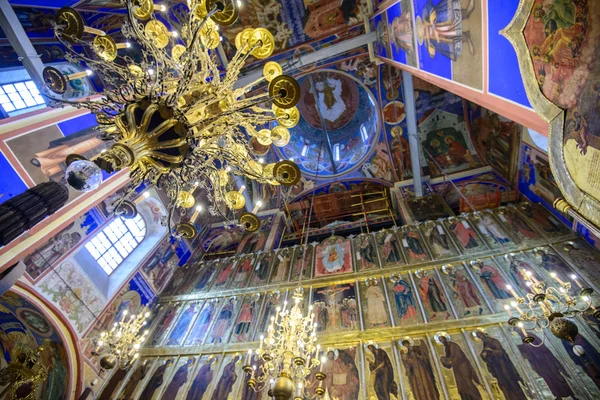 Antichi affreschi sulle pareti della Cattedrale della Trasfigurazione Nel Monastero di Sant'Eutimio In Suzdal — Foto Stock