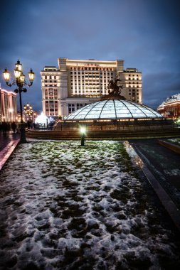 Modacı Meydanı ve Moskova Kremlin Panoraması