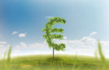 Finansal büyüme ve başarı bir yeşil refah ve yatırımlar büyüyen bir iş kavramı gösterilen bir para işareti şeklinde bir tek ağaçlar, doğal yeşil çimen yatay yaz.