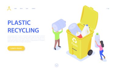 Plastik atıkları geri dönüşüm konsepti. Erkek ve kadın çöpten plastik çöp topluyor. Gezegenin kirlenmesi sorunu..