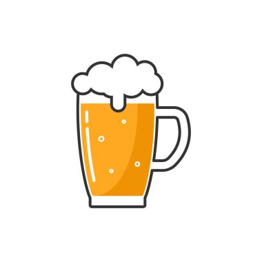 Beyaz arkaplanda izole edilmiş köpüklü bira bardağı.