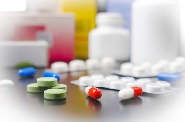 Uyuşturucu ve ilaçların çeşitliliği