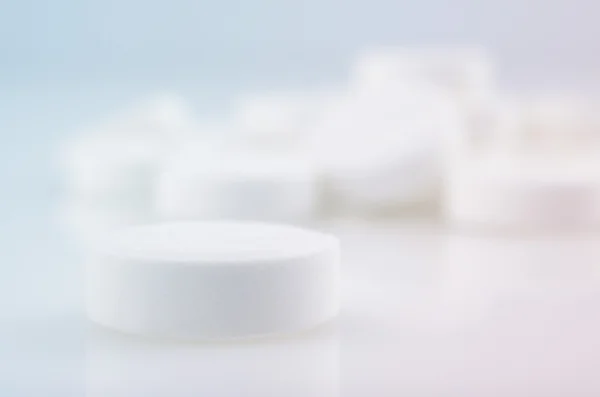 Medicina blanca píldoras antibióticas —  Fotos de Stock
