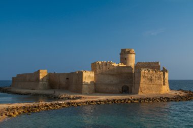Le Castella