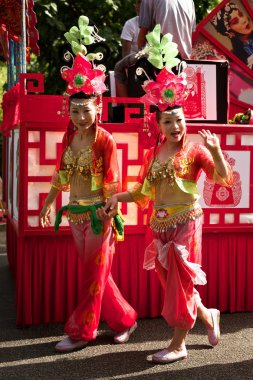 Victoria, Seyşeller - 26 Nisan 2014: Çin alayı Carnaval International de Victoria de Seyşeller