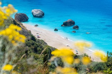 Megali Petra ile manzara, Lefkada adasında vahşi plaj, İyon denizi, Yunanistan