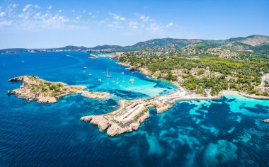 Deniz kıyısı ve Cala Xinxell, Illetas, Mallorca Adası, İspanya