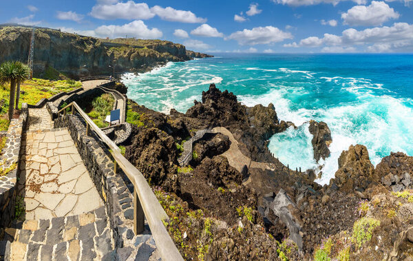 Пейзаж с удивительным шарко де ла Лаха Пуэста-де-Соль на Тенерифе, Канарские острова, Испания