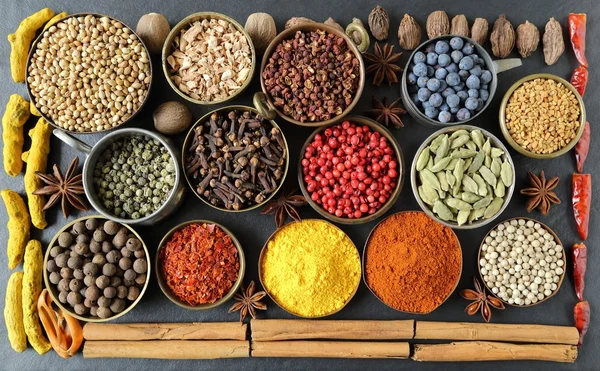 Spices and herbs. — Stock Photo, Image