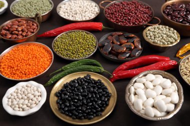 Fasulye mercimek ve bezelye.