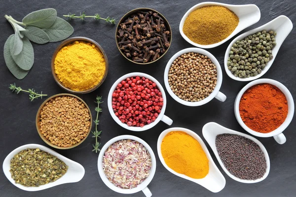 Aromatic and colorful spices. — Stock Photo, Image