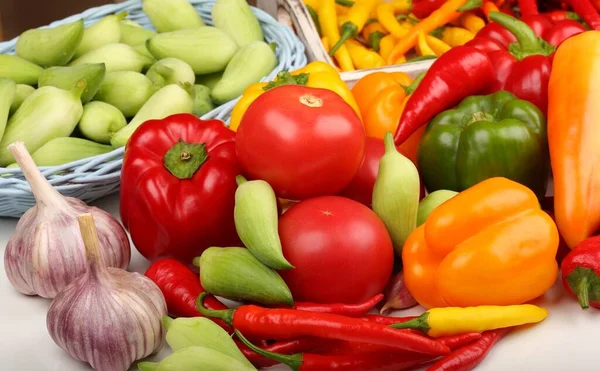Kolorowe Papryki Pomidory Inne Warzywa — Zdjęcie stockowe