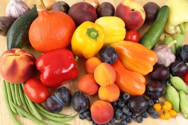 Fruits and vegetables. — Stock Photo, Image