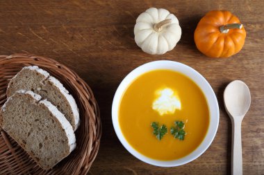 Balkabağı çorbası..