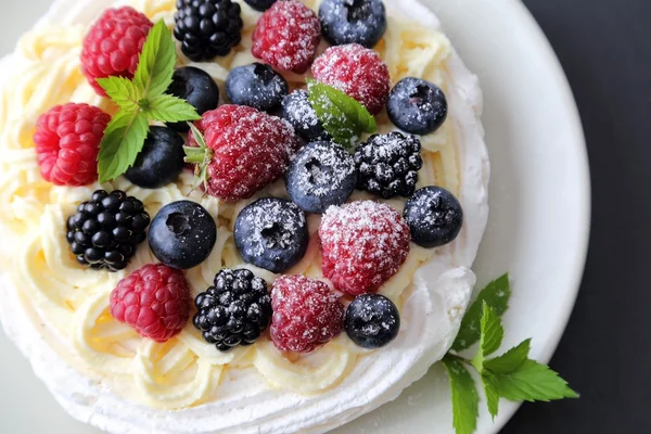 Dessert with berries — Stock Photo, Image