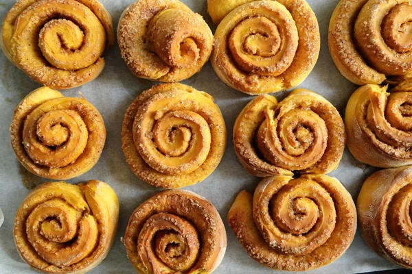 Rouleaux de cannelle — Photo