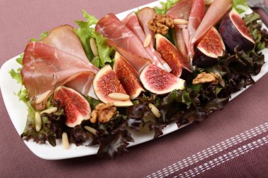 jambon salatası