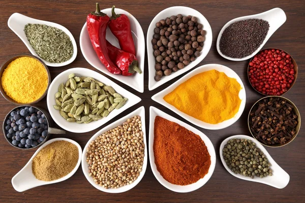 Colorful, aromatic spices. — Stock Photo, Image