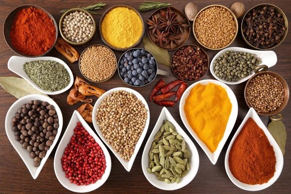 Aromatic, colorful spices. — Stock Photo, Image