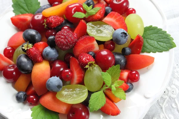 Delicious Fruit Salad — Stock Photo, Image