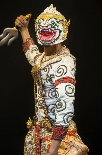 在蒙面孔敬泰国文化的泰国舞蹈艺术 — 图库照片