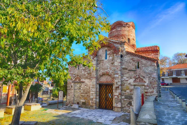 Vecchia chiesa a Nessebar, Bulgaria. Patrimonio Mondiale UNESCO. HDR foto — Foto Stock