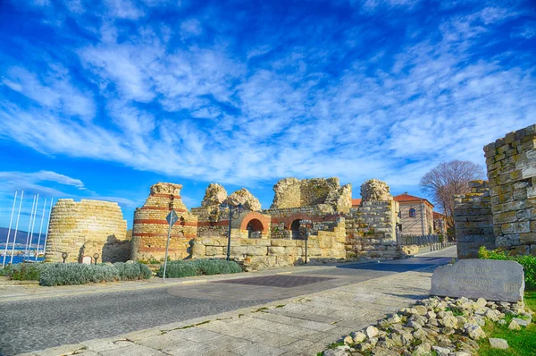 Oude vesting in Nessebar, Bulgarije. UNESCO World Heritage Site. HDR foto — Stockfoto