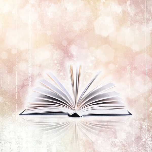 Open book with bokeh light and abstract background — Stock Photo, Image