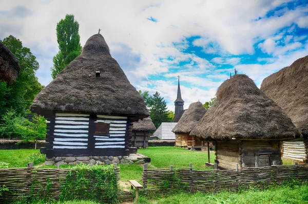 Eski evleri, köy museum,Bucharest,Romania,Europe.Hdr resim — Stok fotoğraf