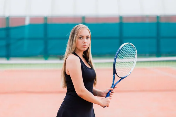 Tennistoernooi Vrouwelijke Speelster Tennisbaan — Stockfoto