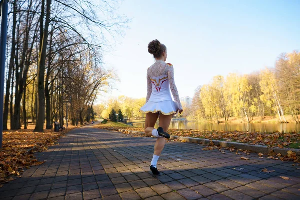 Ballerina Dancing Nature Park Autumn Leaves — Stock Photo, Image