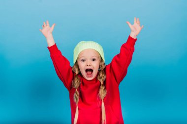 Bir kızın duygusal portresi. Stüdyo Çekimi.