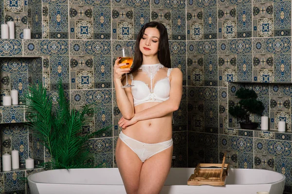 Una Bella Mattina Boudoir Sposa Bella Femmina Biancheria Intima Bagno — Foto Stock