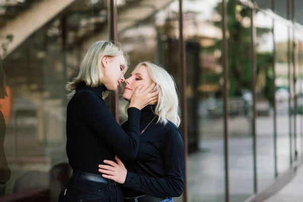 Two Young Females Walking Smiling Embracing Kissing Outdoor — Stock Photo, Image