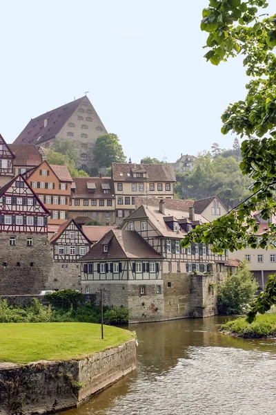 Город вид на город Schwaebisch Hall в Южной Германии — стоковое фото