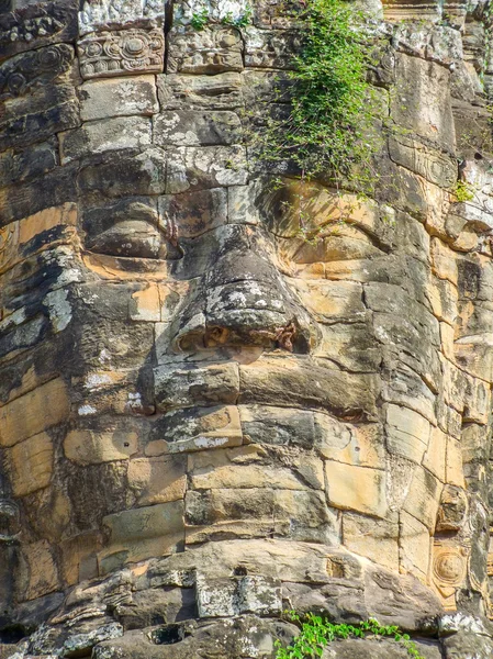 Templet i detalj på Ankor Thom — Stockfoto