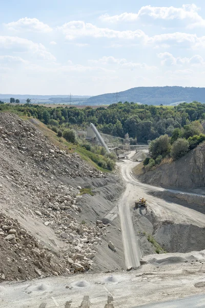 Soliga sten grop landskap — Stockfoto