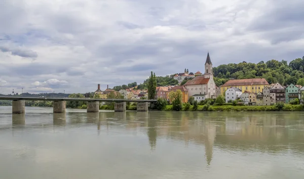 Passau Vízparti Benyomásai Németországi Alsó Bajorország Egyik Városa Nyáron — Stock Fotó