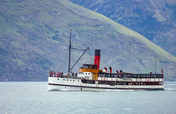 Parník Jezeře Wakatipu Jižním Ostrově Novém Zélandu — Stock fotografie