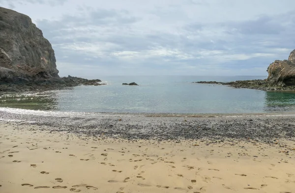 位于西班牙兰萨罗特岛Costa Papagayo海滩和加那利群岛部分地区的Playa Papagayo — 图库照片